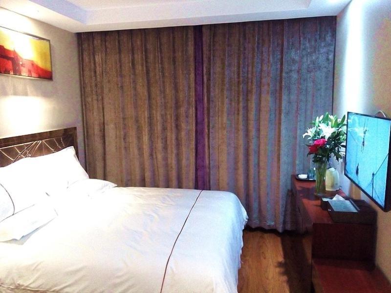Greentree Inn Geermu Walking Street Business Hotel Golmud Buitenkant foto