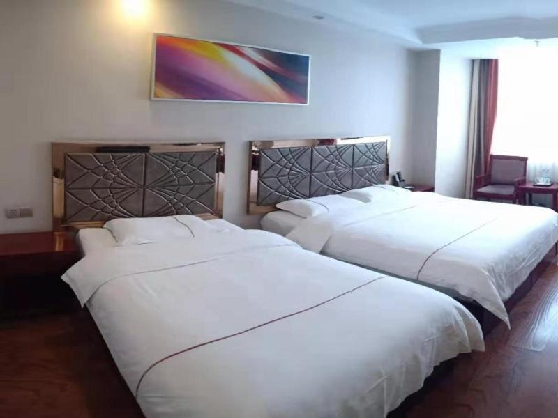 Greentree Inn Geermu Walking Street Business Hotel Golmud Buitenkant foto