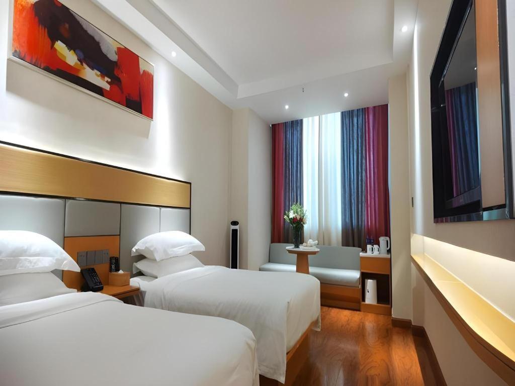 Greentree Inn Geermu Walking Street Business Hotel Golmud Buitenkant foto