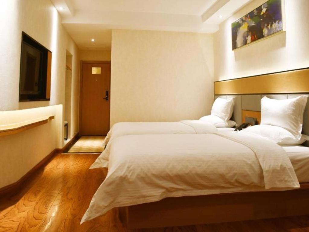 Greentree Inn Geermu Walking Street Business Hotel Golmud Buitenkant foto