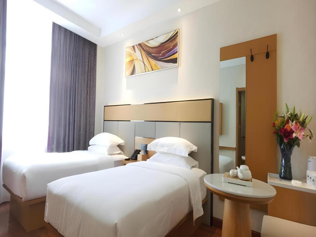 Greentree Inn Geermu Walking Street Business Hotel Golmud Buitenkant foto
