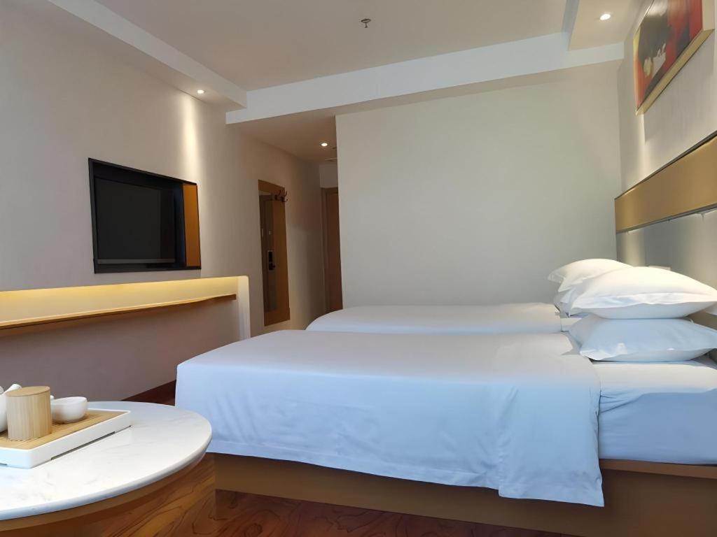 Greentree Inn Geermu Walking Street Business Hotel Golmud Buitenkant foto