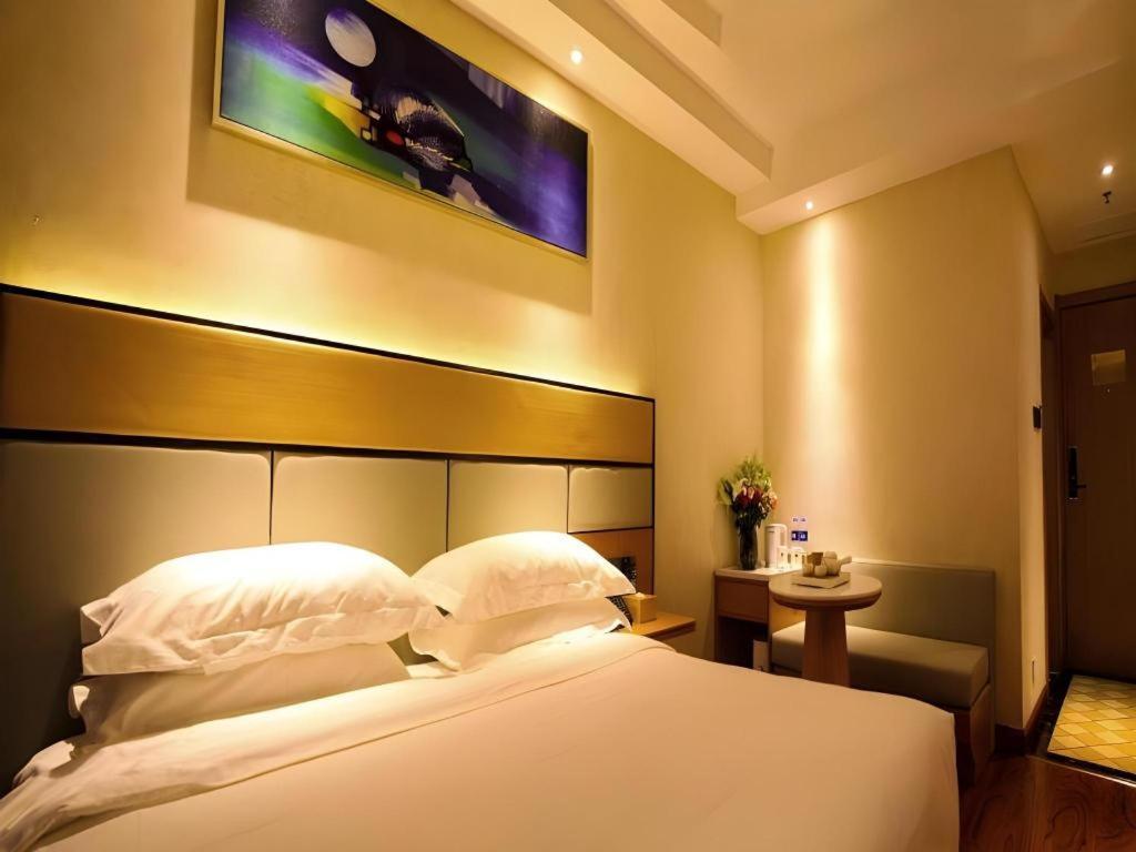 Greentree Inn Geermu Walking Street Business Hotel Golmud Buitenkant foto