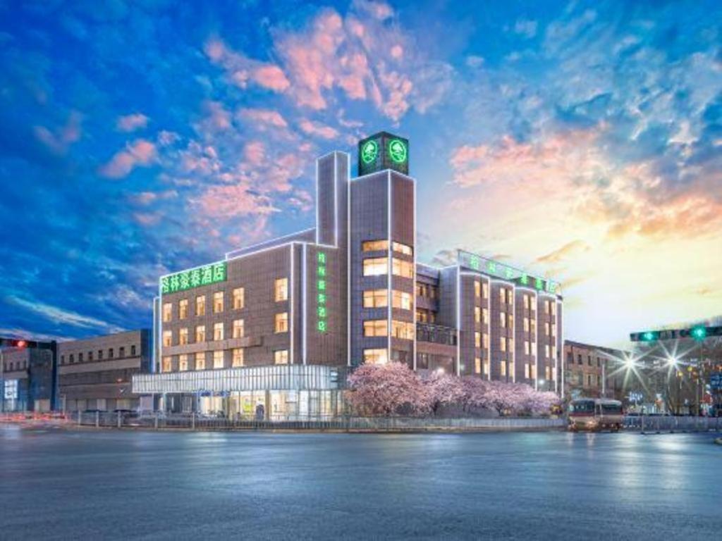 Greentree Inn Geermu Walking Street Business Hotel Golmud Buitenkant foto