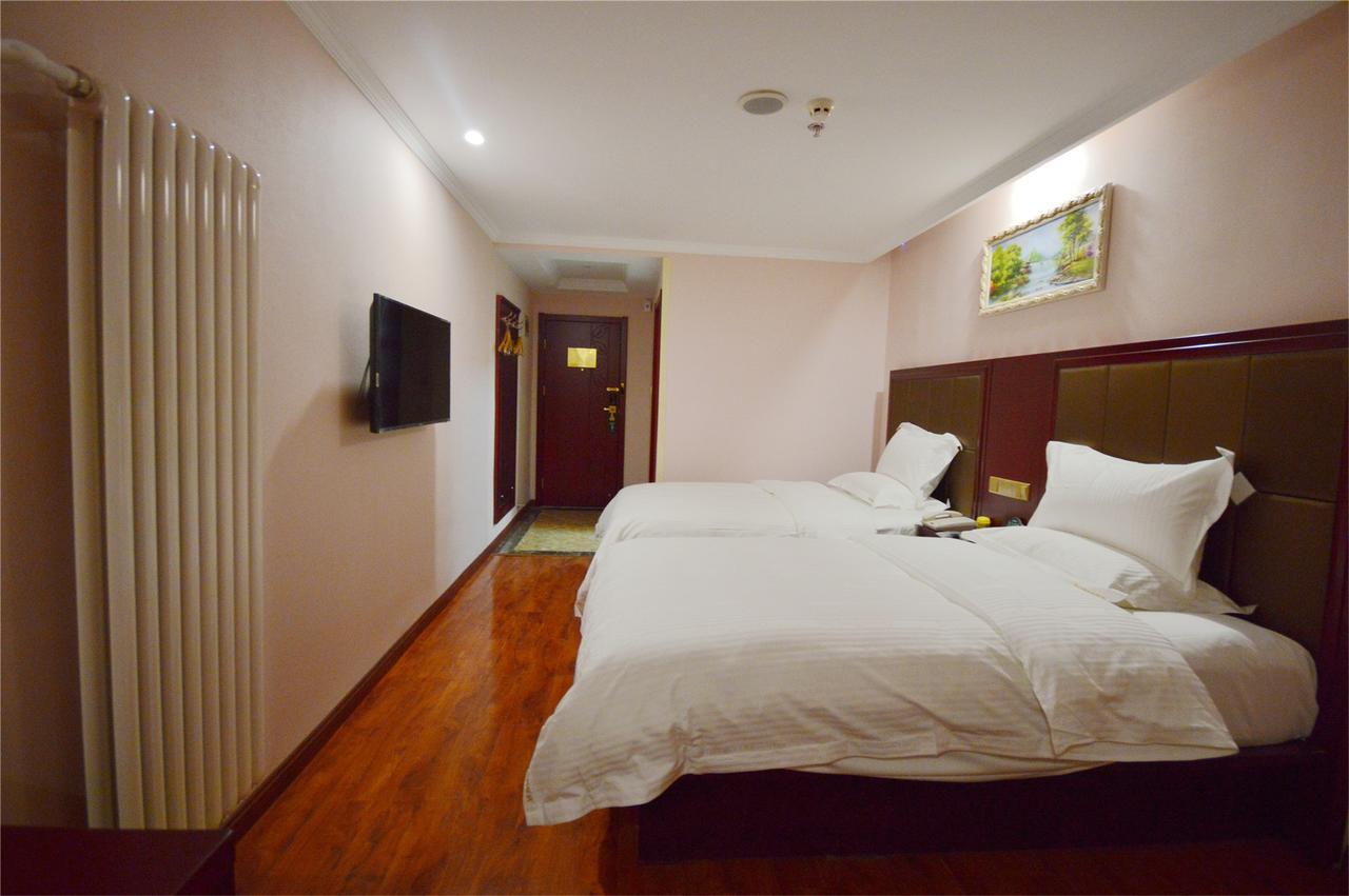 Greentree Inn Geermu Walking Street Business Hotel Golmud Buitenkant foto